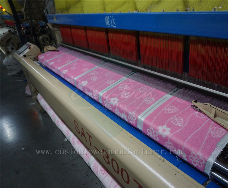 China Custom Jacquard Cotton Towels Factory|bulk wholesale Custom Pink Jacquard Face Towels Producer